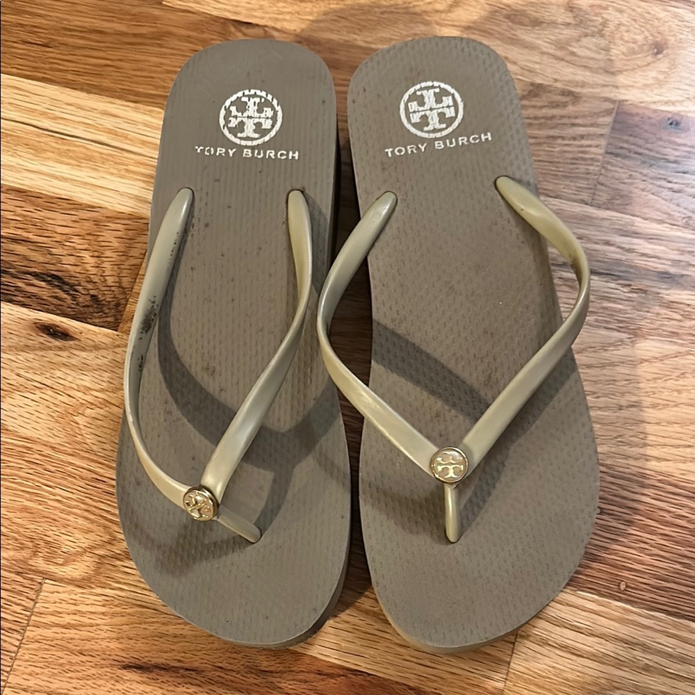 Tory Burch Tan Flip Flops
